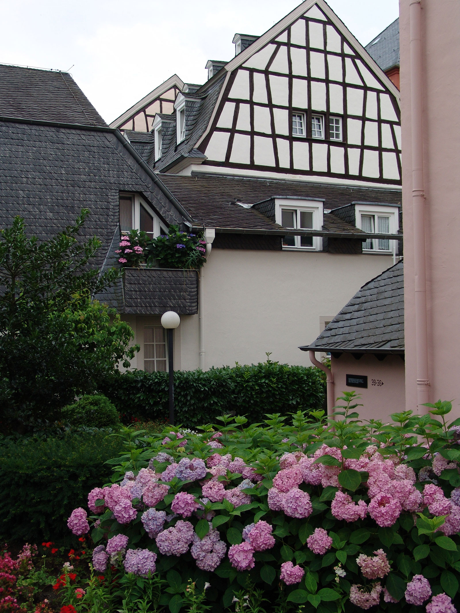 Ein denkmalgeschütztes Haus in der Altenwohnanlage Krahnenstraße