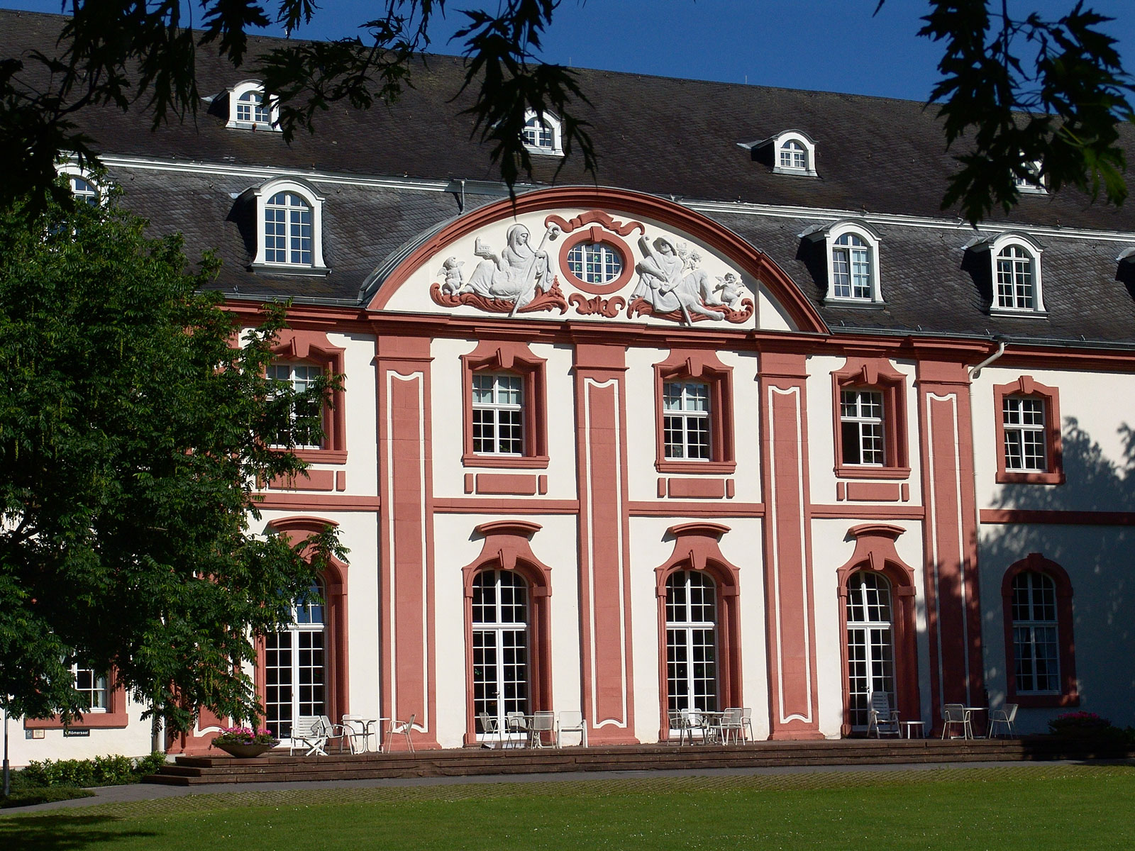 Barockbau Stift St. Irminen